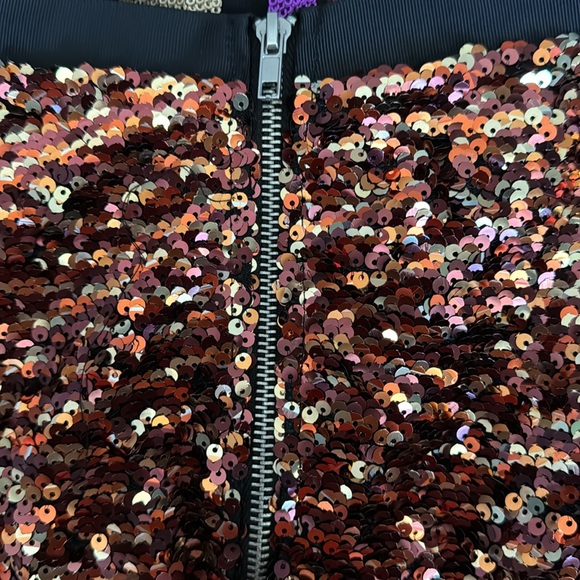 NWT Glamorous Copper Sequin Mini Skirt - Picture 4 of 4